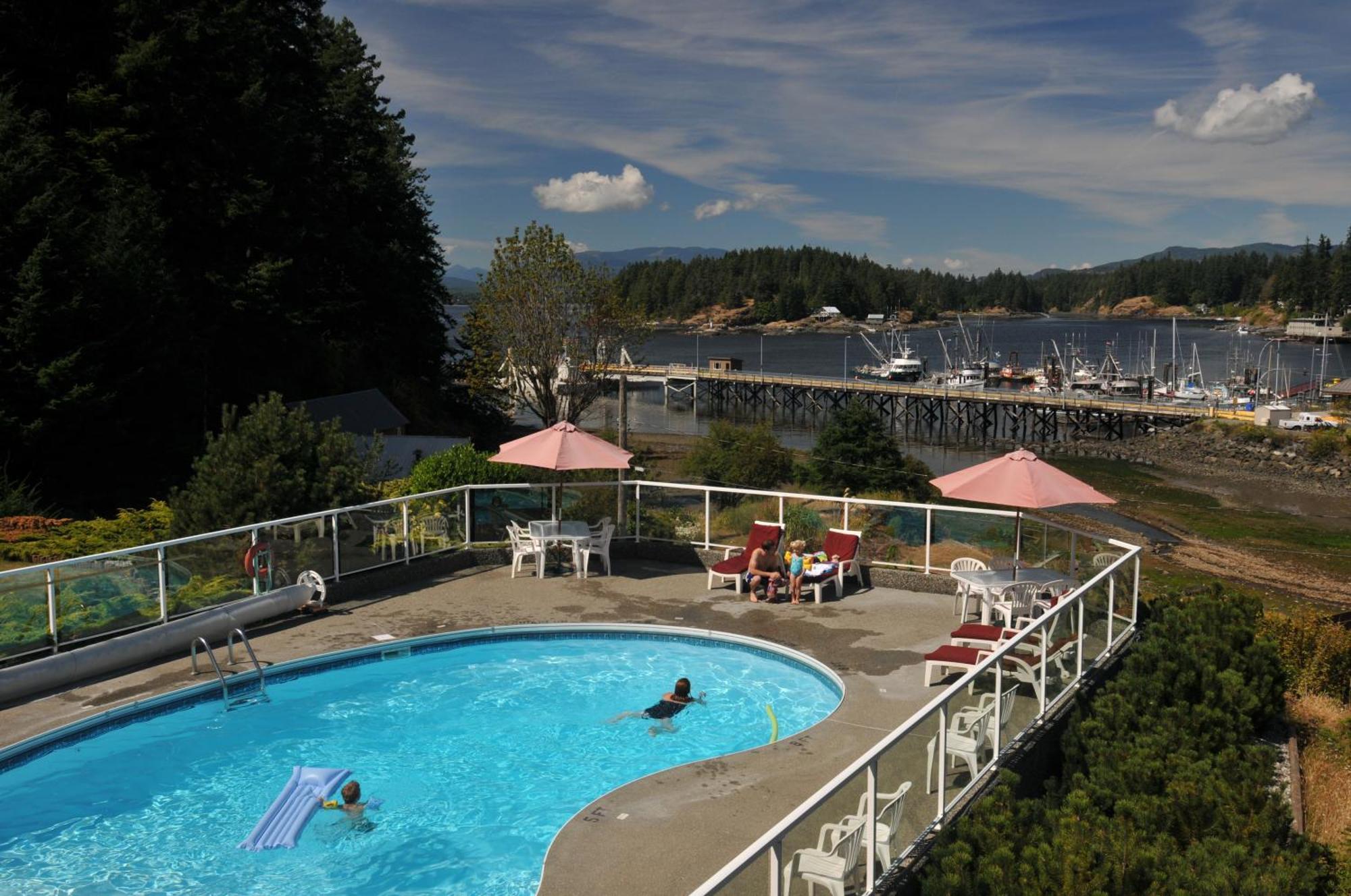 High Point Resort Quathiaski Cove Экстерьер фото