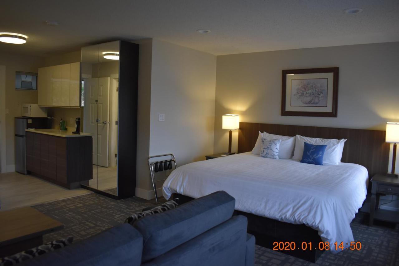High Point Resort Quathiaski Cove Экстерьер фото